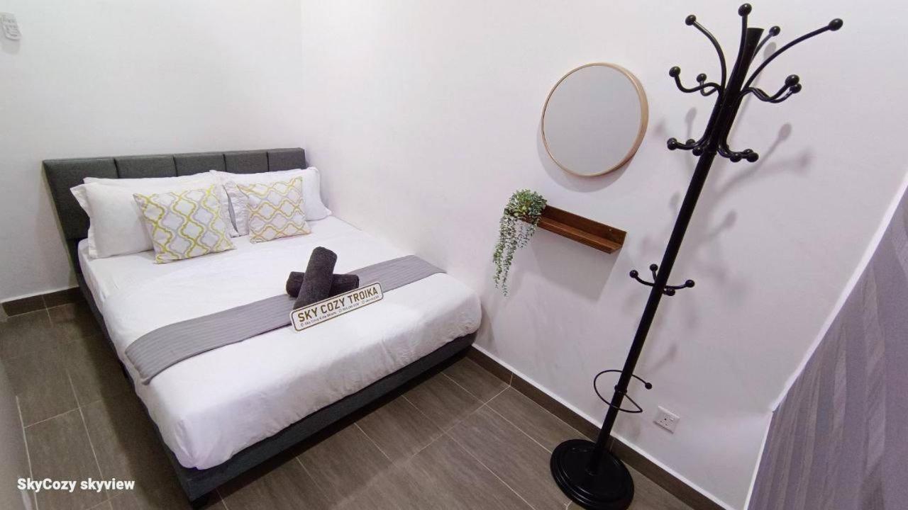 Sky Cozy Troika Residence, 1 Bedroom 4-6 Pax, 2 Bedrooms 6-8 Pax, Pool Vew, Sky & City View, Free Parking, Pool, Unlimited Wifi & Netflix Kota Bharu Exteriör bild