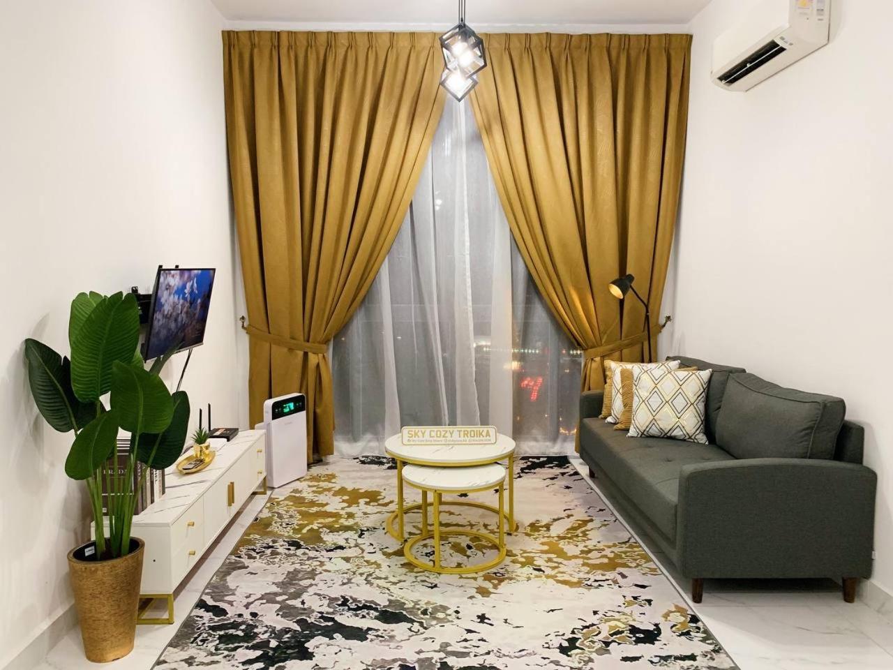 Sky Cozy Troika Residence, 1 Bedroom 4-6 Pax, 2 Bedrooms 6-8 Pax, Pool Vew, Sky & City View, Free Parking, Pool, Unlimited Wifi & Netflix Kota Bharu Exteriör bild