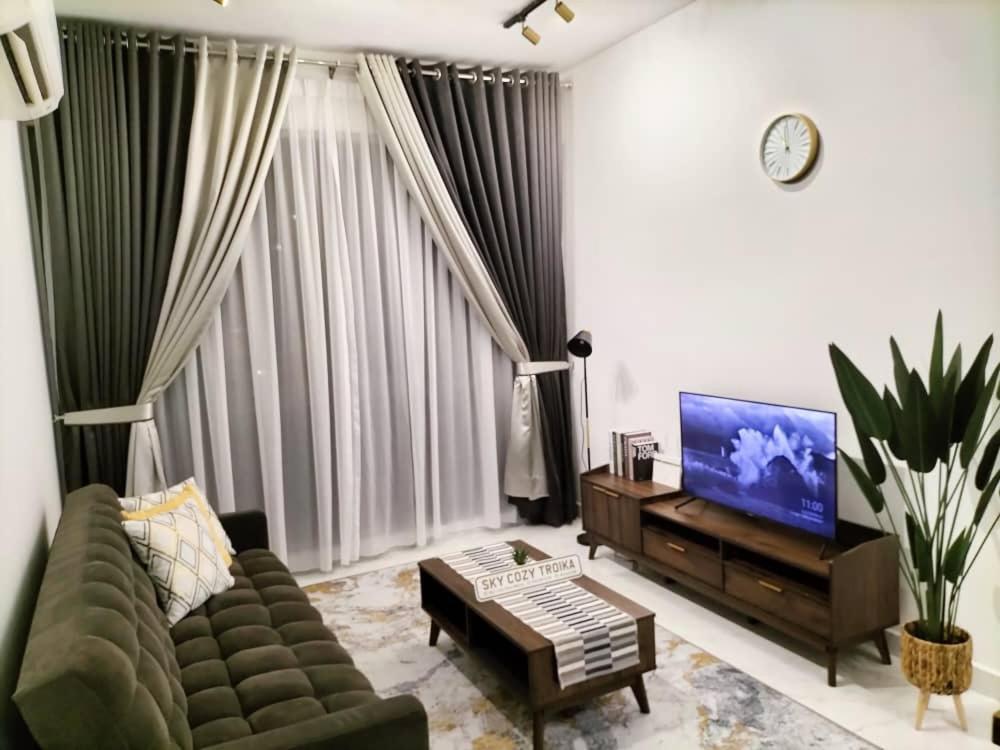 Sky Cozy Troika Residence, 1 Bedroom 4-6 Pax, 2 Bedrooms 6-8 Pax, Pool Vew, Sky & City View, Free Parking, Pool, Unlimited Wifi & Netflix Kota Bharu Exteriör bild