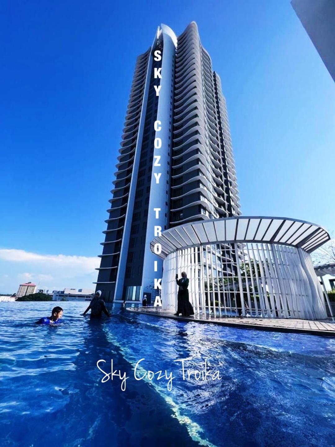 Sky Cozy Troika Residence, 1 Bedroom 4-6 Pax, 2 Bedrooms 6-8 Pax, Pool Vew, Sky & City View, Free Parking, Pool, Unlimited Wifi & Netflix Kota Bharu Exteriör bild